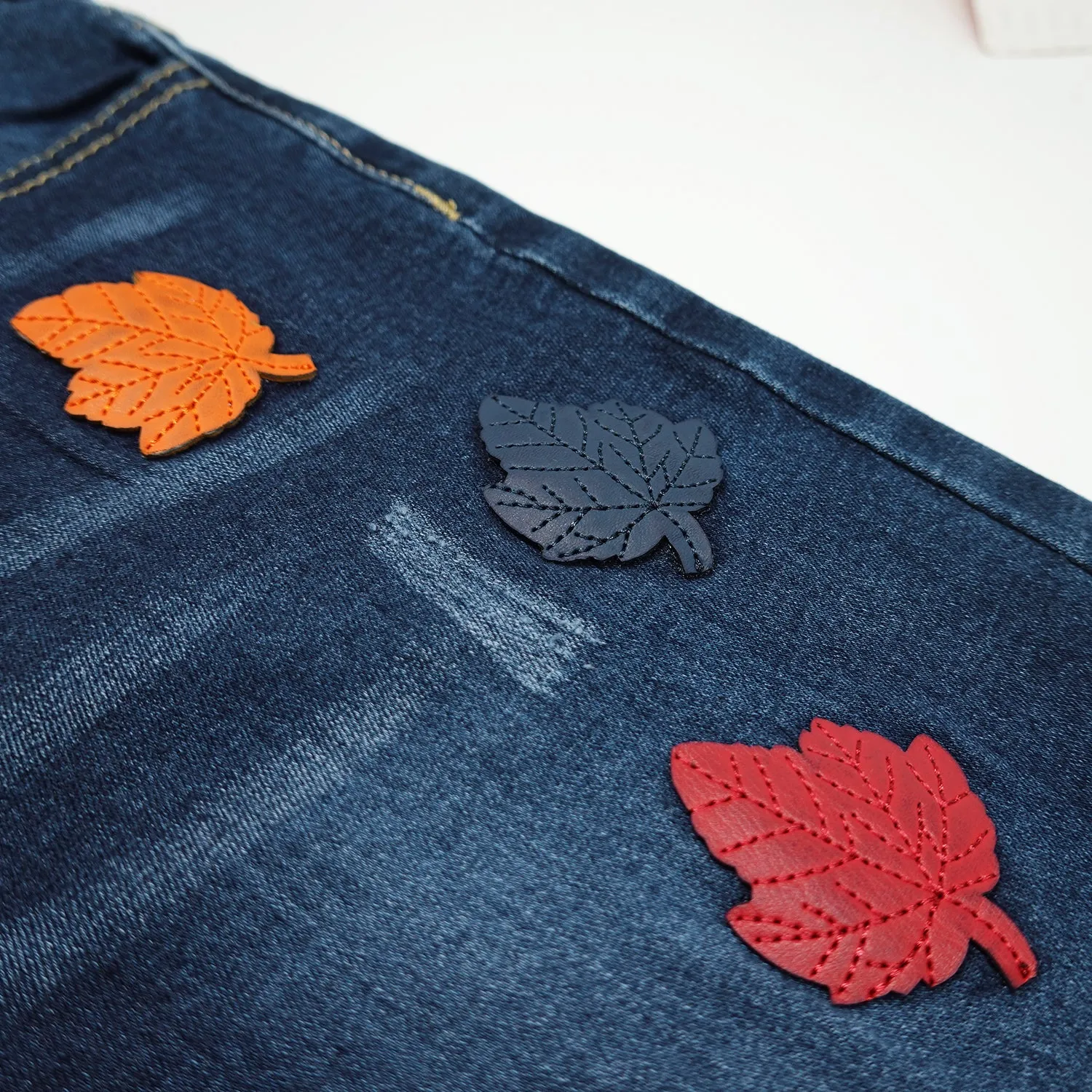 Big Girls Elastic Band Maple Leaf Decor Ripped Stretchy Soft Denim Pants Jeans