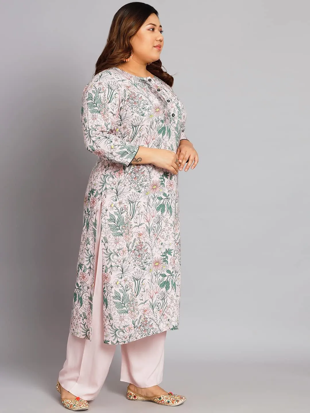 Embrace Elegance and Comfort with Our Plus Size Women's Baby Pink Collection