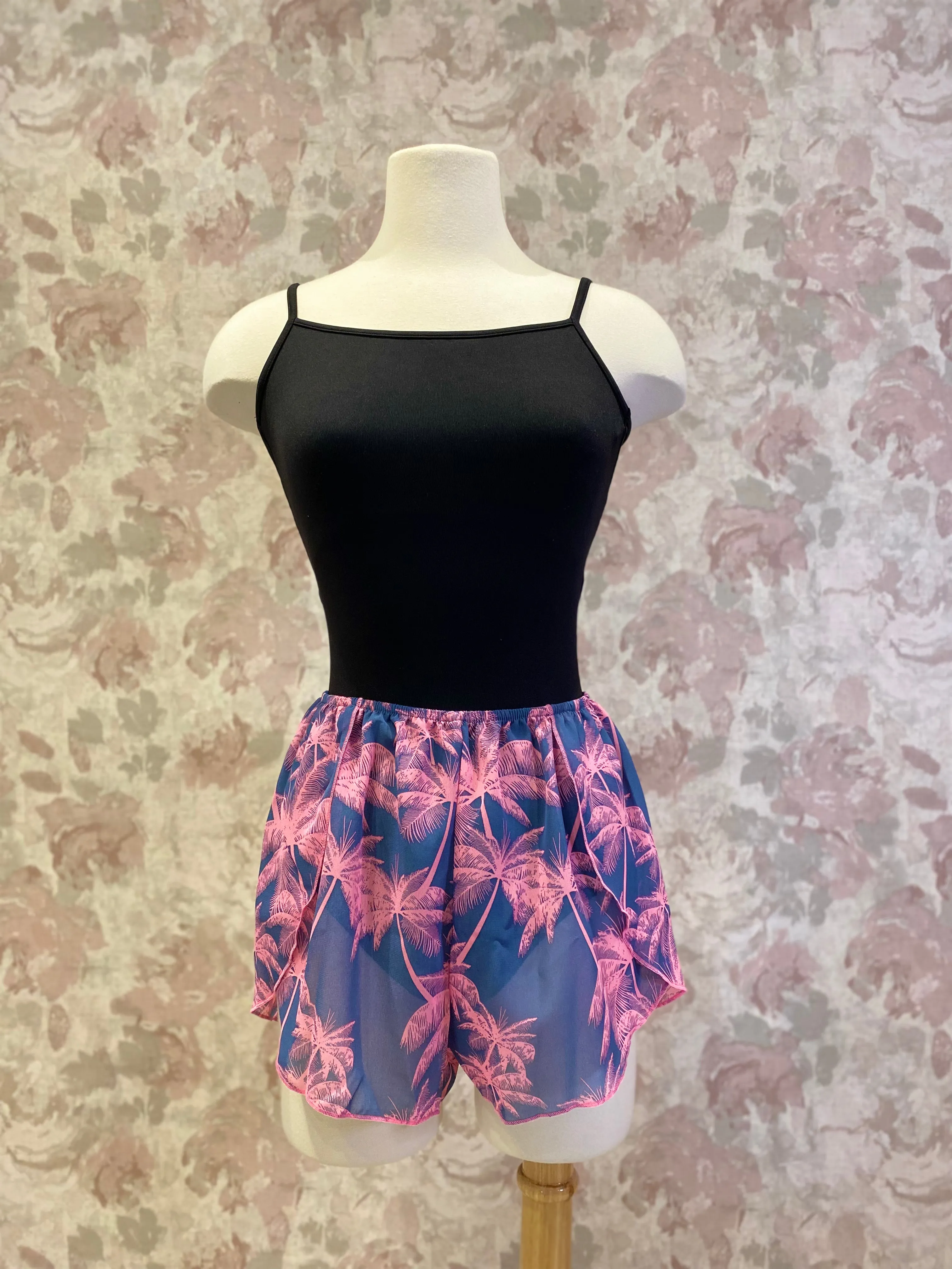 Ladies Neon Pink & Gray Palms Print Shorts
