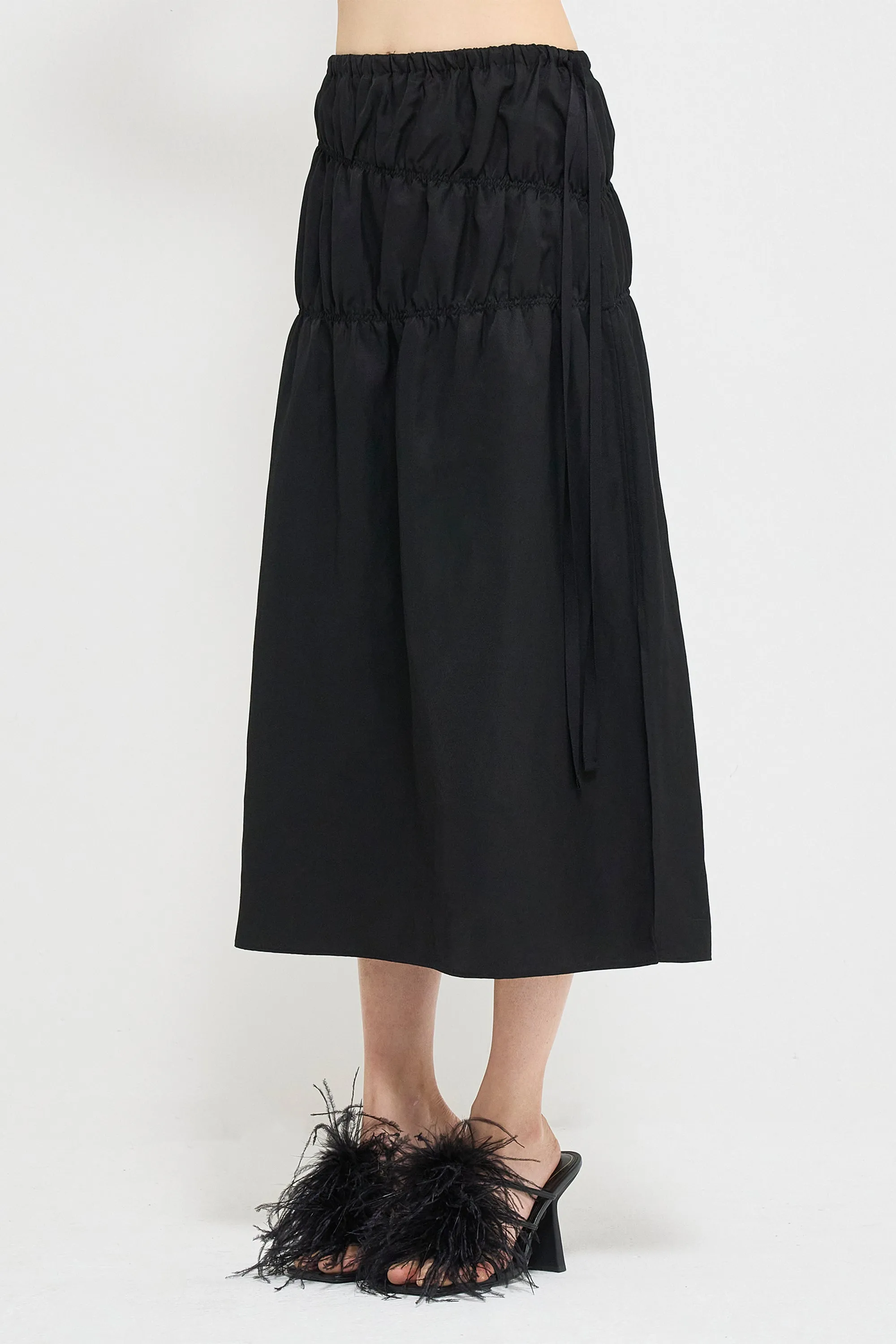 Lightweight ruched midi skirt