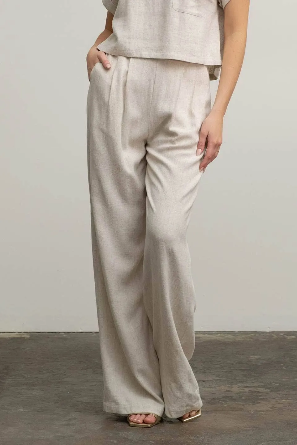 The Artist Linen Set