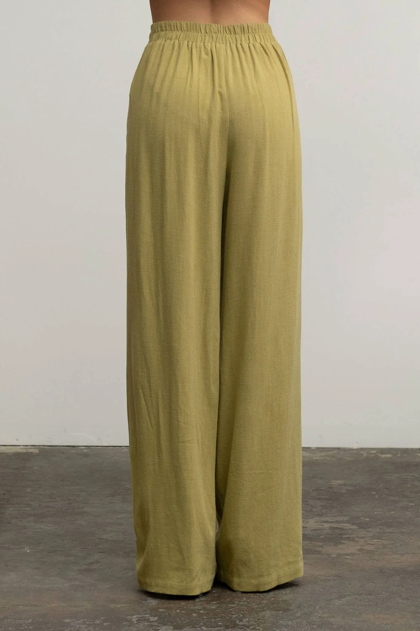 The Artist Linen Set