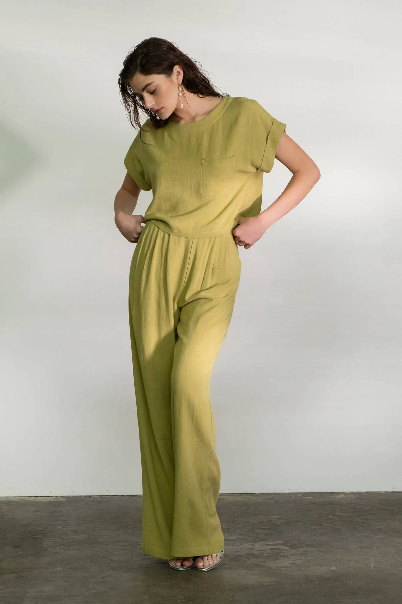The Artist Linen Set